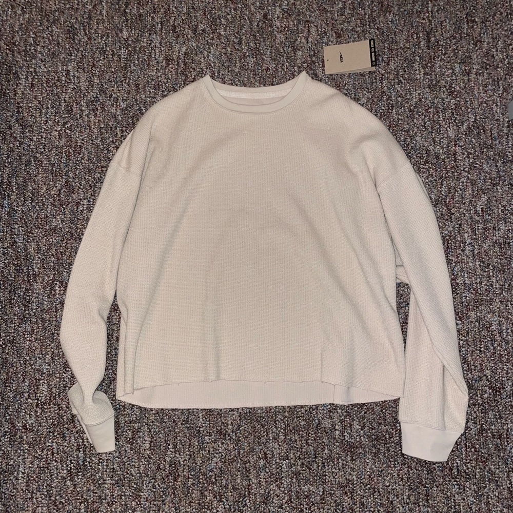 nike yoga crewneck , medium , NWT